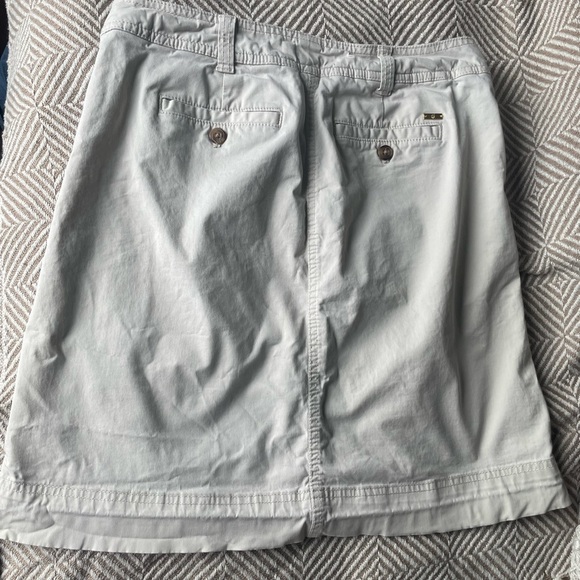 Tommy Hilfiger Light Khaki Button-Front Utility Skirt – Size 6 - Picture 6 of 6